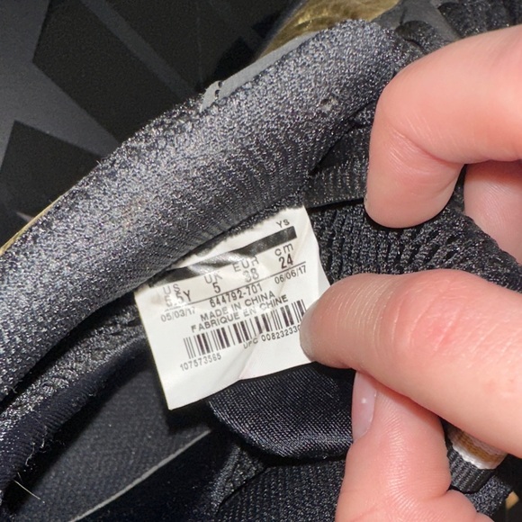 Nike Metallic Gold and Black High-Tops - Picture 4 of 5